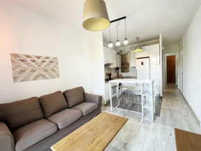 Apartamento muy luminoso frente a Parque Joan Miró